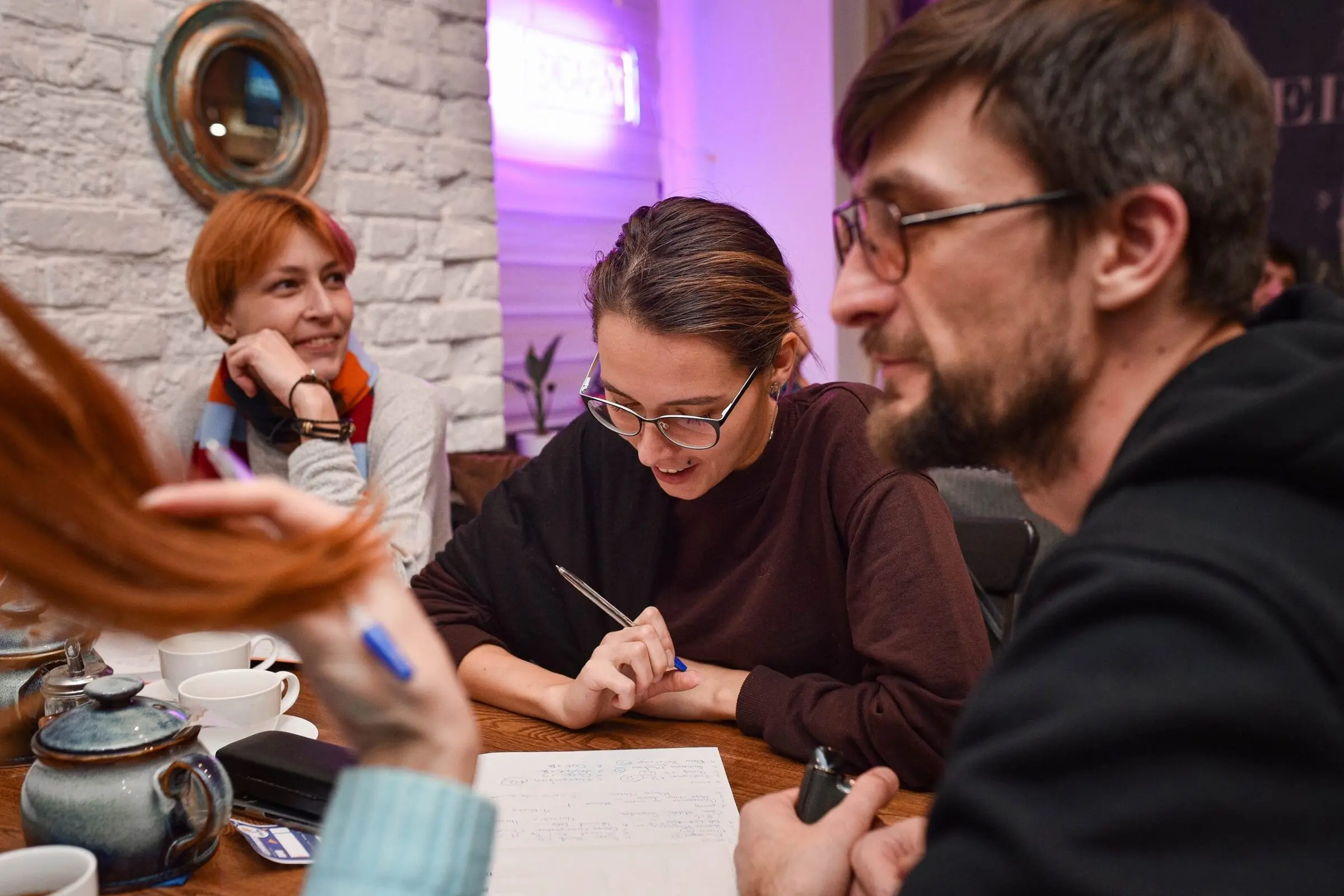 Откройте двери в мир квестов!